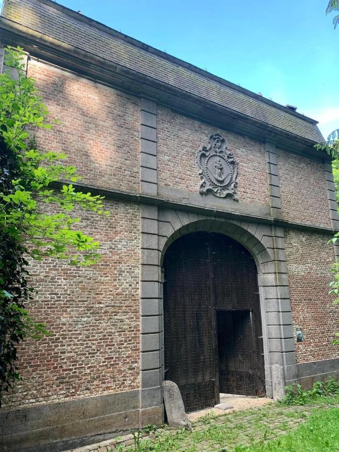 La Porterie De L'Abbaye De Marche Les Dames Namur Kültér fotó